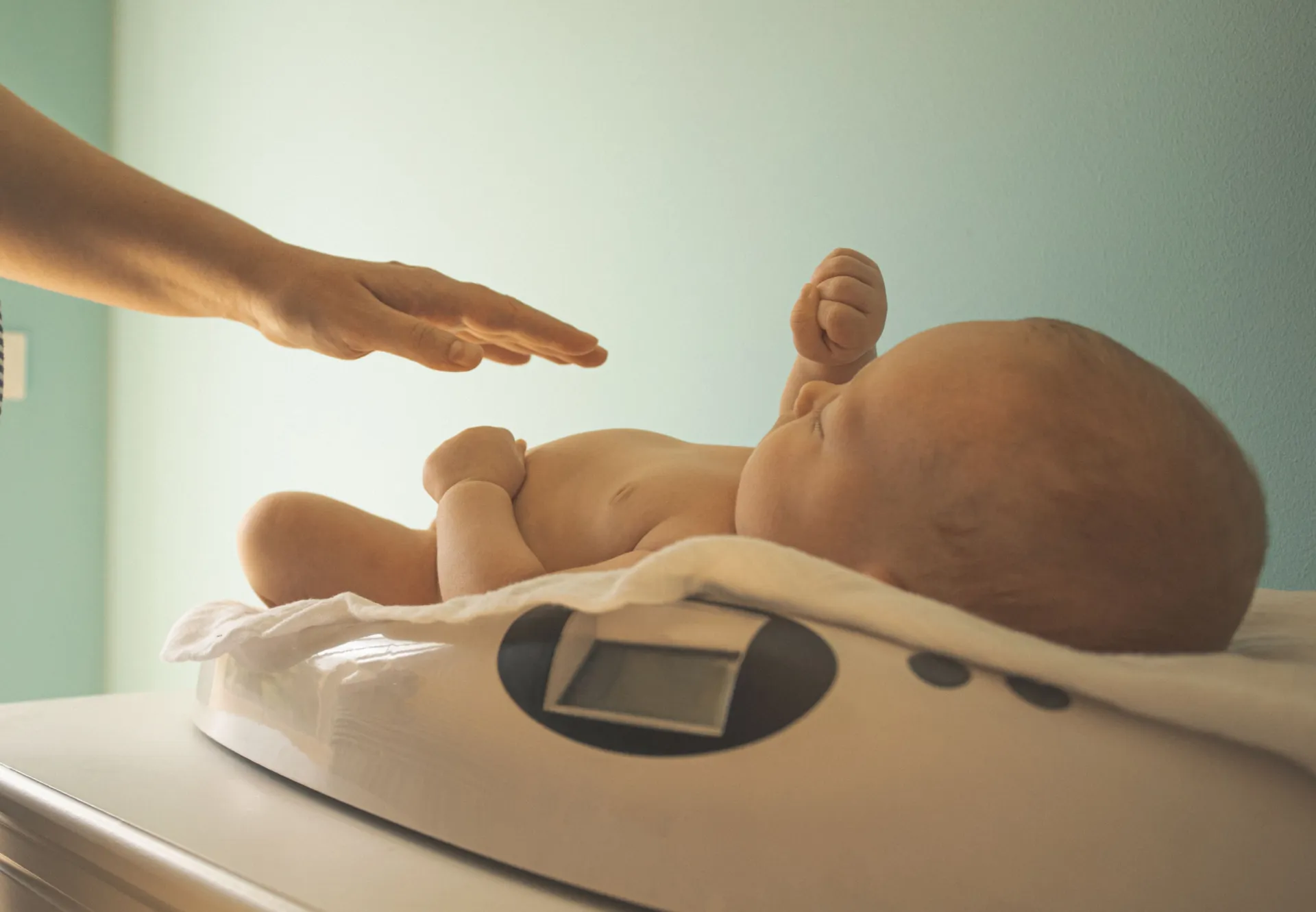 Low Birth Weight and Associated Factors of New Born in Selected Slum